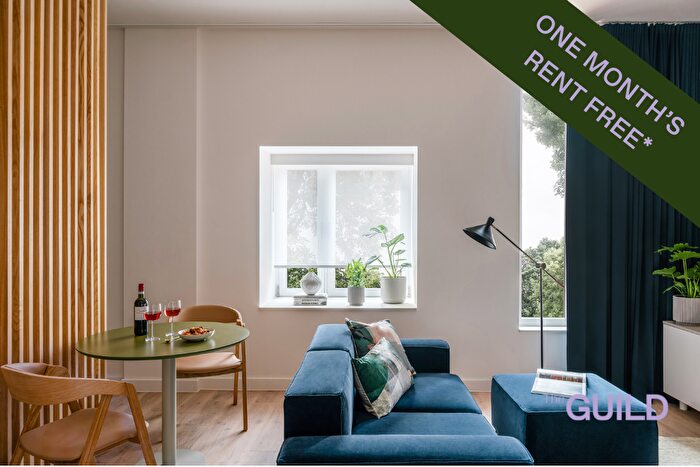 Flat To Rent In The Guild, Walnut Tree Close, Guildford, Surrey, GU1