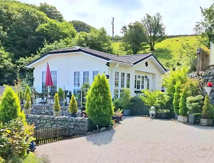 2 Bedroom House For Sale In Pant Mawr, Harlech, LL46