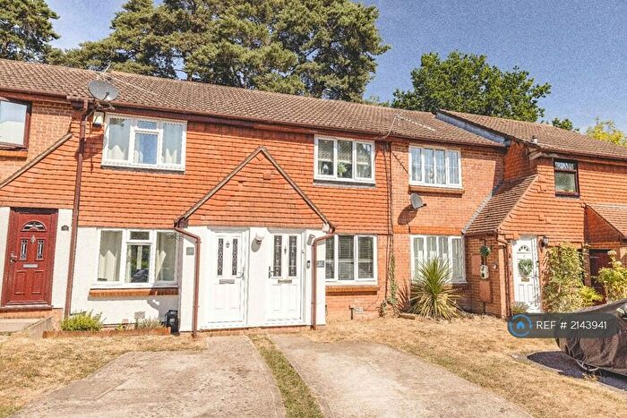 2 Bedroom Terraced House To Rent In Townsend Close, Bracknell, RG12
