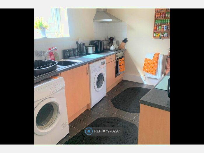 1 Bedroom Flat To Rent In Outram Street, Sutton-In-Ashfield, NG17