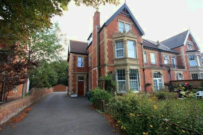 2 Bedroom Flat To Rent In Berrow Road, Burnham On Sea, Somerset, TA8