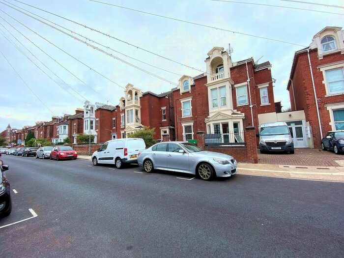 1 Bedroom Flat To Rent In St. Andrews Road, Southsea, PO5