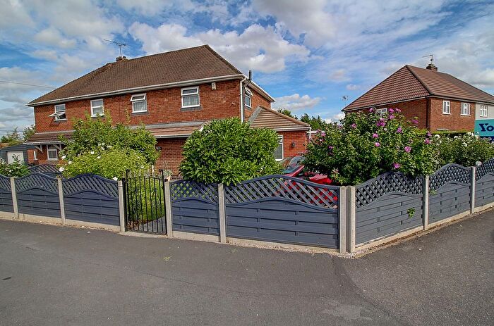 3 Bedroom Semi Detached House For Sale In Furnace Road, Bedworth, CV12