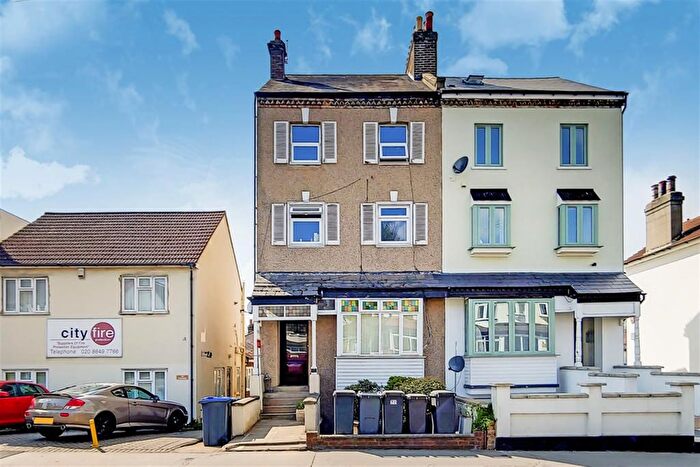 1 Bedroom Flat For Sale In Selsdon Road, South Croydon, CR2