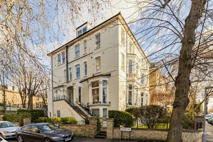 2 Bedroom Flat To Rent In Richmond Hill, Richmond, TW10