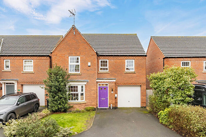 4 Bedroom Detached House For Sale In Marmion Close- Market Harborough, LE16