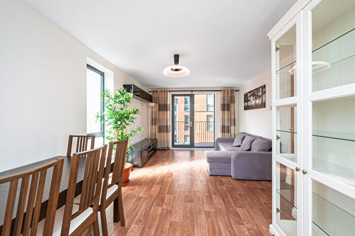 2 Bedroom Flat For Sale In Charcot Road, Colindale, London, NW9