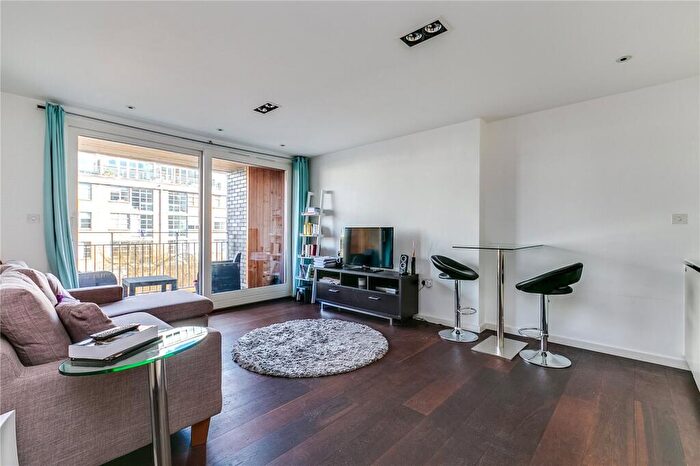 1 Bedroom Flat To Rent In Wenlock Building, Wharf Road, N1