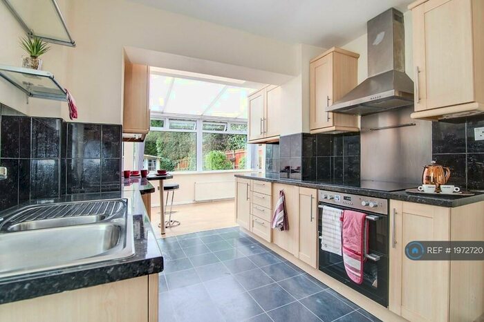 4 Bedroom Detached House To Rent In Grove Lane, Harborne, Birmingham, B17