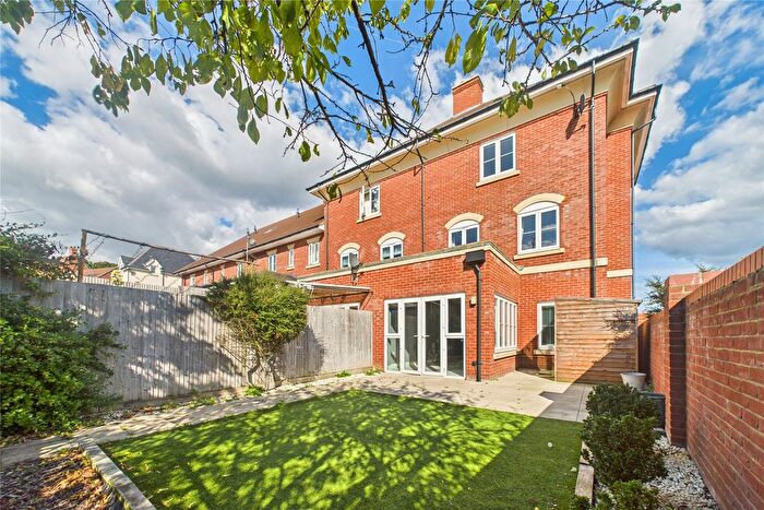 4 Bedroom Town House To Rent In Meadowsweet Lane, Warfield, Bracknell, Berkshire, RG42
