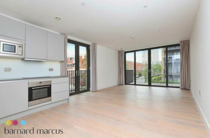 2 Bedroom Apartment To Rent In Cobalt Place, Battersea, SW11