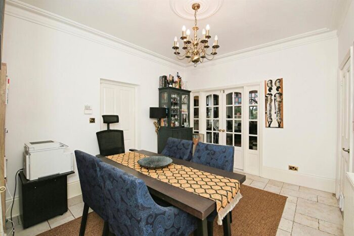 5 Bedroom Detached House For Sale In Elwyn Road, March, PE15