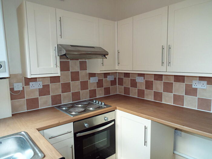 2 Bedroom Flat To Rent In Woodborough Road, Nottingham, NG3
