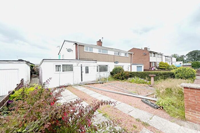 4 Bedroom Semi-Detached House For Sale In , Mossdale, Heathhall, Dumfries, DG1