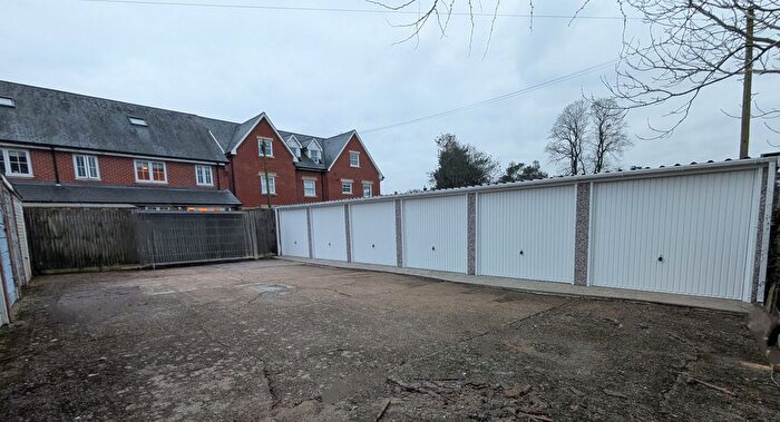 Garage / Parking To Rent In Rotherwick Court, Farnborough, GU14