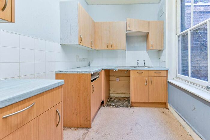 1 Bedroom Flat For Sale In Camden Street, Camden, London, NW1