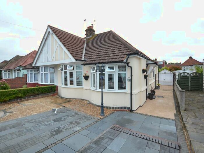 3 Bedroom Bungalow To Rent In Eskdale Road, Bexleyheath, Kent, DA7