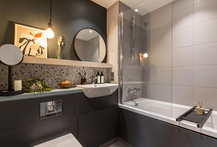 1 Bedroom Apartment To Rent In New England Street, BN1