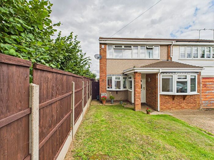 4 Bedroom Semi-Detached House For Sale In Solway, East Tilbury, RM18