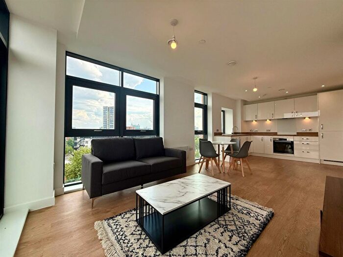 1 Bedroom Flat To Rent In Furness Quay, Salford, M50