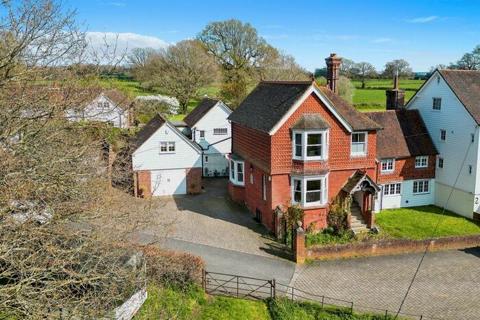 4 Bedroom Character Property For Sale In Mill Lane, Sayers Common, Hassocks, BN6