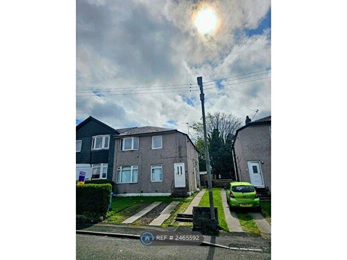 3 Bedroom Flat To Rent In Croftwood Avenue, Glasgow, G44