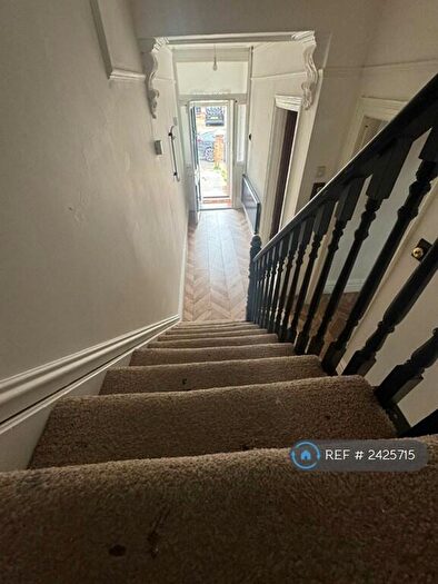 4 Bedroom Semi-Detached House To Rent In Bridge Road, Grays, RM17