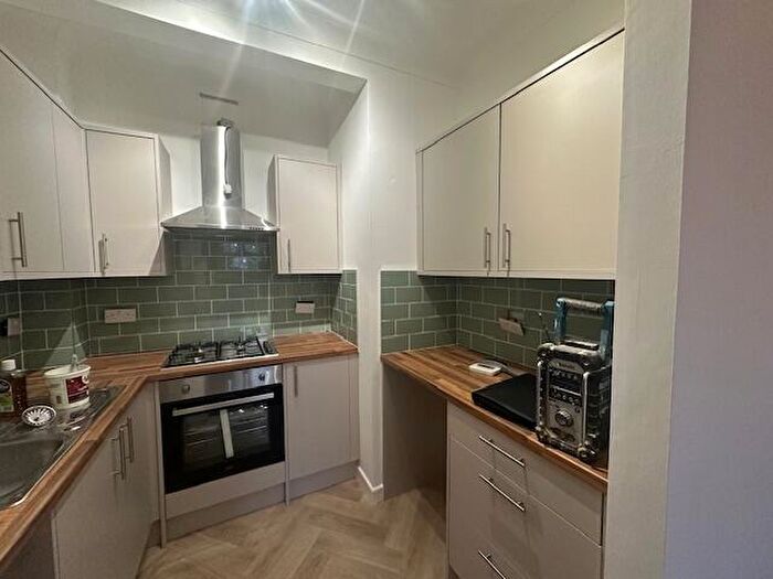 1 Bedroom Flat To Rent In Manor Court, Minster Road, DY13