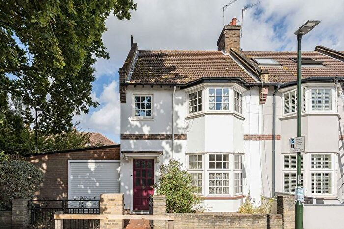 3 Bedroom Property For Sale In Hartington Road, St Margarets, TW1