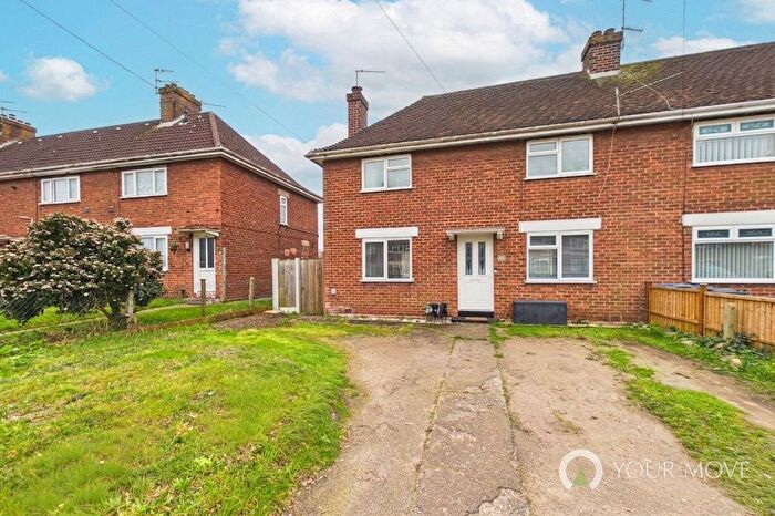 3 Bedroom Semi Detached House For Sale In Ellough Road, Beccles, Suffolk, NR34