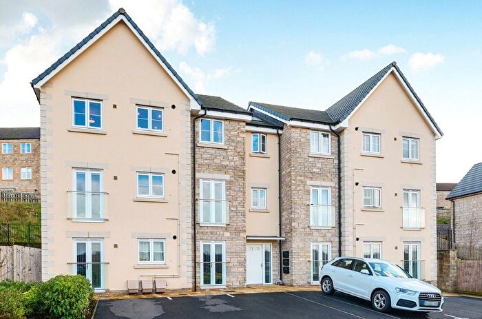 2 Bedroom Flat For Sale In Oxleaze Way, Paulton, Bristol, BS39
