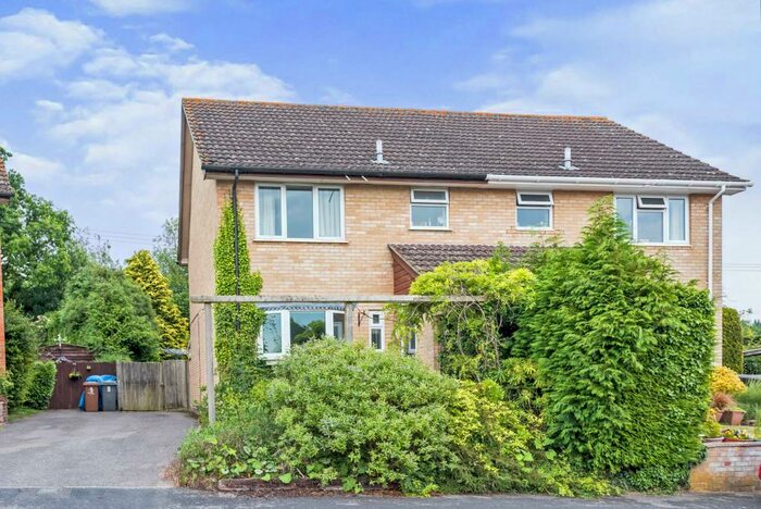 3 Bedroom Semi-Detached House For Sale In West Park, Appleshaw, Andover, Hampshire, SP11