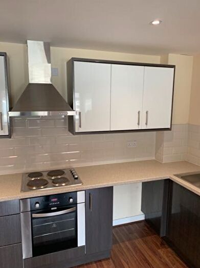 1 Bedroom Flat To Rent In Mayberry Place, Rumbow, Halesowen, West Midlands, B63