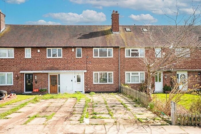 3 Bedroom Terraced House For Sale In Garretts Green Lane, Birmingham, B33