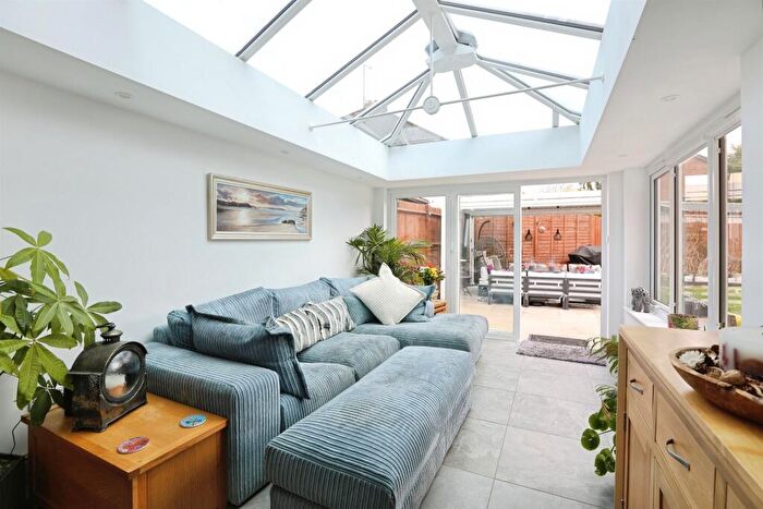 4 Bedroom Semi-Detached House For Sale In Holtye Avenue, East Grinstead, RH19