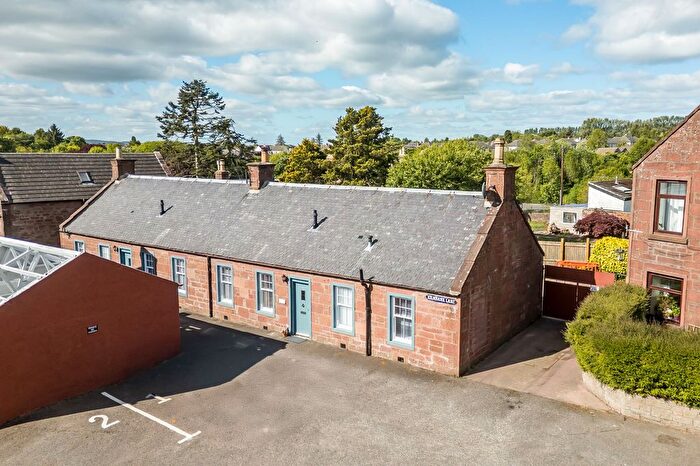 2 Bedroom Cottage For Sale In Kilnbank Lane, Kirriemuir, DD8