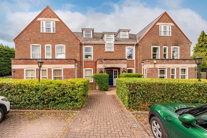 2 Bedroom Apartment To Rent In Garden Mews, Westcote Road, Reading, RG30