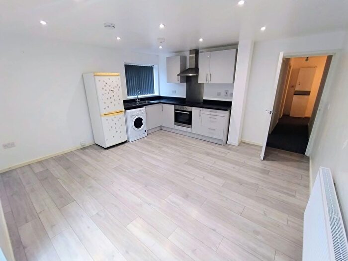 1 Bedroom Flat To Rent In Alderwood Precinct, Northway, Sedgley, DY3