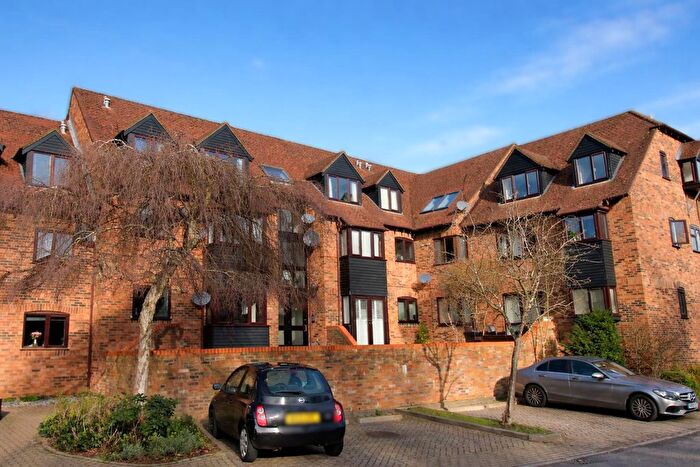 1 Bedroom Flat To Rent In Copyground Court, Copyground Lane, HP12