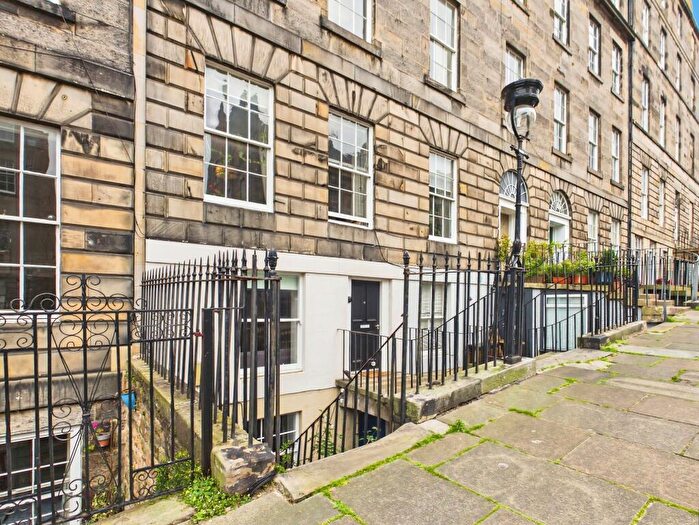 1 Bedroom Flat To Rent In Dundonald Street, New Town, Edinburgh, EH3