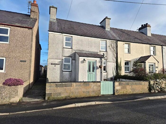 3 Bedroom End Of Terrace House For Sale In Green Terrace, Llangaffo, Anglesey, LL60