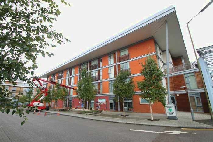 2 Bedroom Flat To Rent In Whippendell Road, Watford, WD18