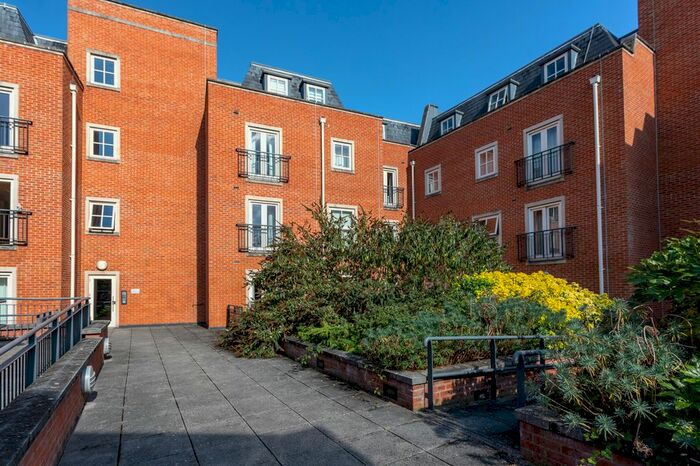 2 Bedroom Flat To Rent In Centurion Square, Skeldergate, York, YO1