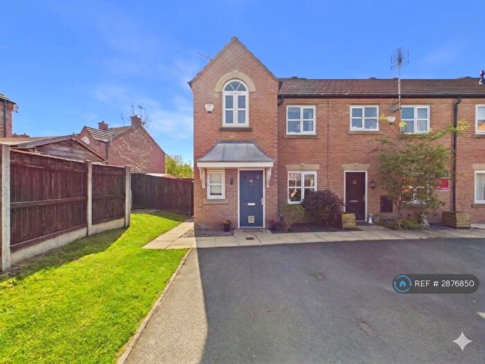 3 Bedroom End Of Terrace House To Rent In Winston Way, Wrexham, LL13