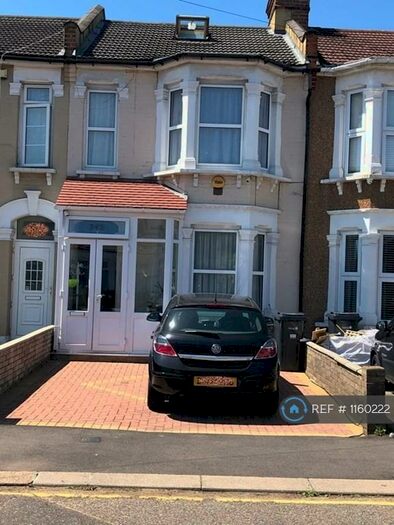 3 Bedroom Terraced House To Rent In Thorold Road, Ilford, IG1
