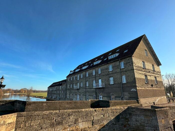 2 Bedroom Flat To Rent In Riverside Mill, Godmanchester, PE29