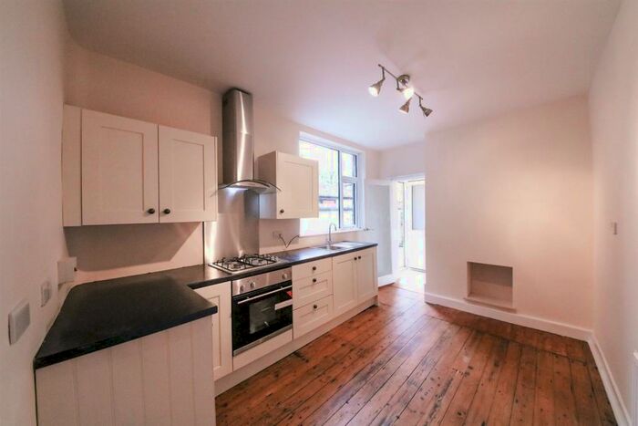 1 Bedroom Flat To Rent In Whalley New Road, Brownhill, Blackburn, BB1