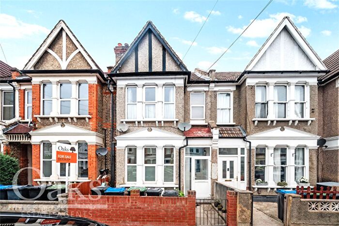 2 Bedroom Flat For Sale In Sangley Road, South Norwood, SE25