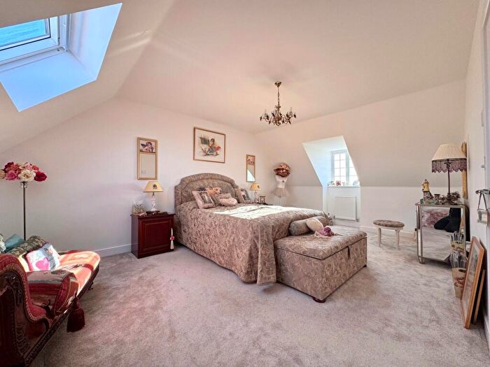5 Bedroom Detached House For Sale In King Street, Faringdon, SN7
