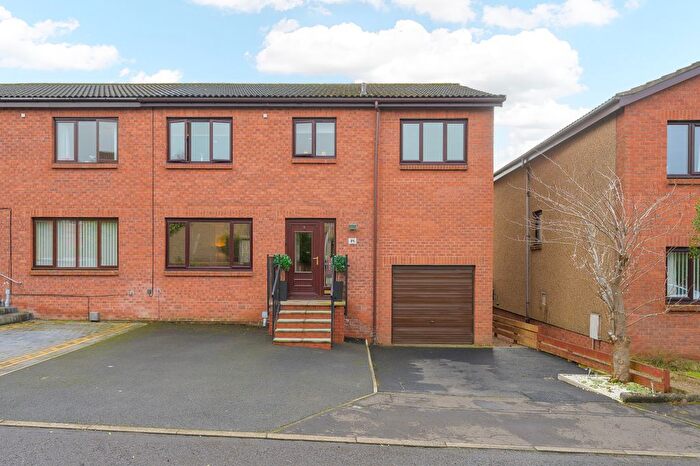 4 Bedroom Semi Detached House For Sale In Kildonan Park, Dunfermline, KY12